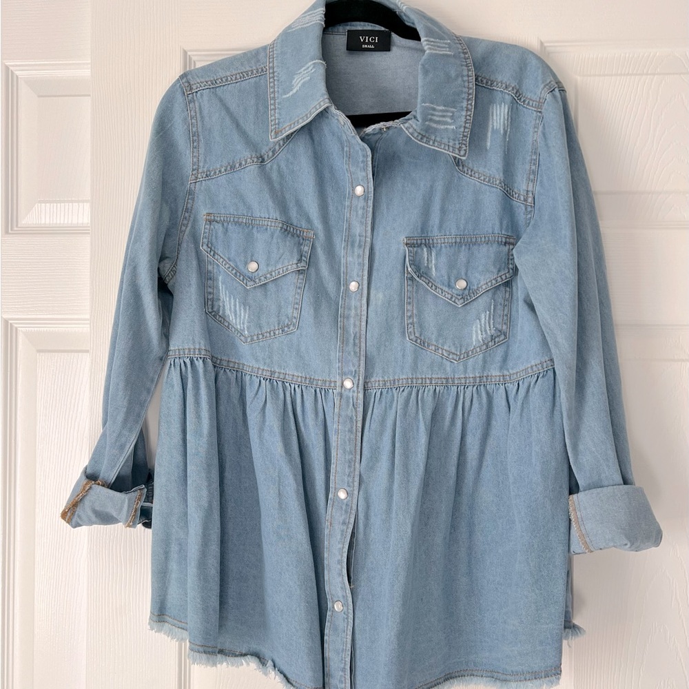 Vici Collection denim snap button shirt